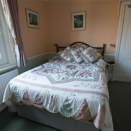Rosemead Guest House Horley Exterior foto